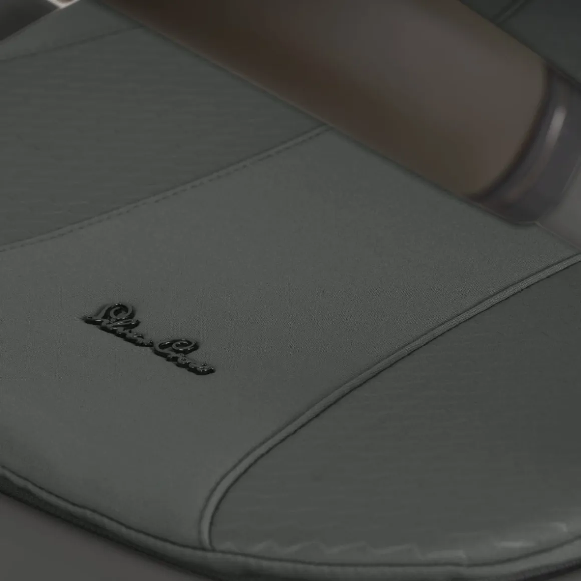 Silver Cross Cove 2 Compact Bassinet - Pewter