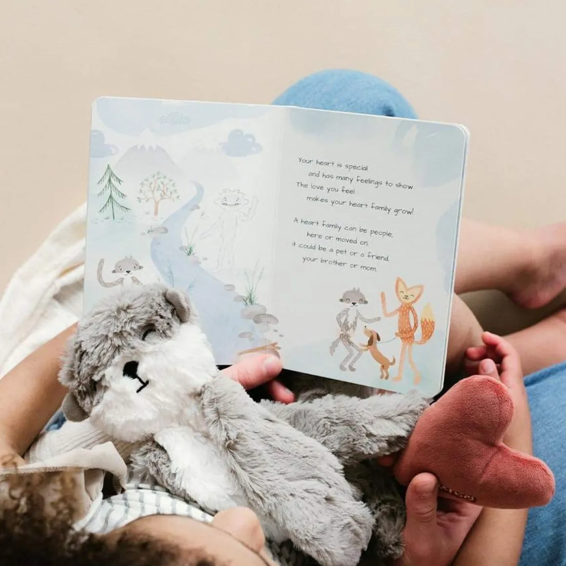 Slumberkins Snuggler Bundle - Otter - Pebble (Family Bonding)