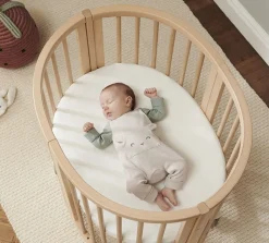 Stokke Sleepi Mini Crib Bundle with Mattress V3 - Natural
