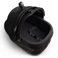Tavo Pets Maeve iso5X Pet Car Seat - Onyx