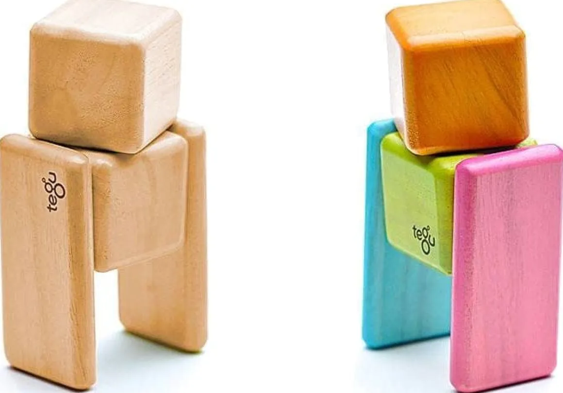 Tegu Pocket Pouch 8 Piece Magnetics Blocks - Natural