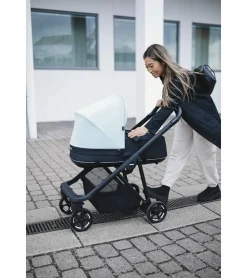 Thule Shine Stroller + Bassinet Bundle - Grey Melange / Black