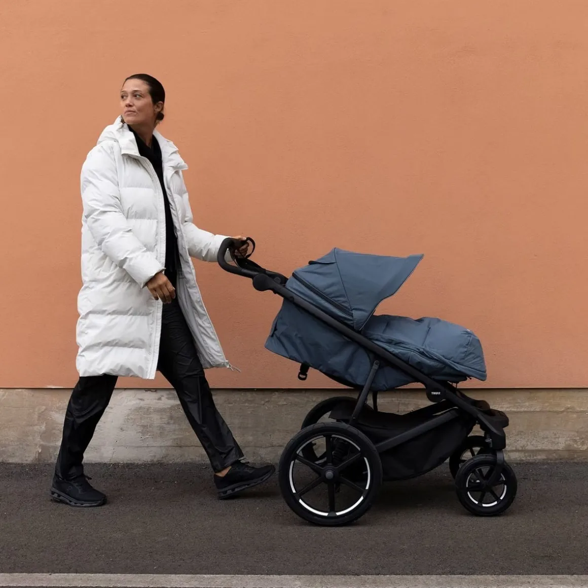 Thule Urban Glide Single Stroller Extended Cargo Basket - Black
