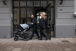Thule Urban Glide 4-Wheel All-Terrain Stroller with NON-Magnetic Buckle - Mid-Blue