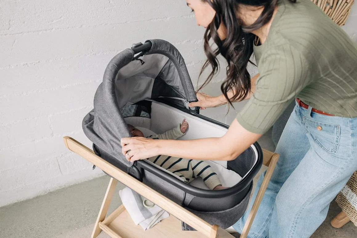 UPPAbaby Vista, Cruz, Ridge Bassinet Stand - Grey