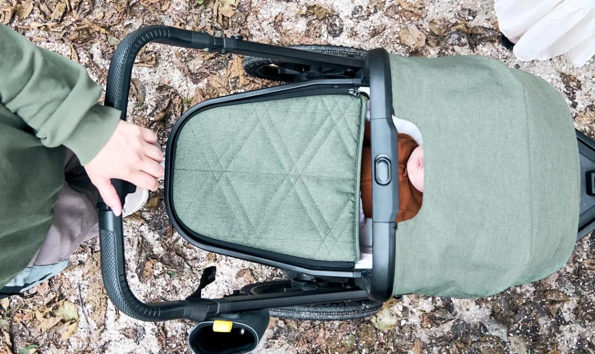 Veer Bassinet - Black Onyx