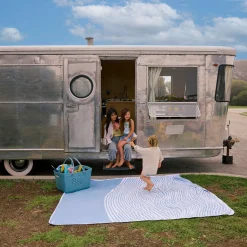 Veer Beach Blanket - Tides