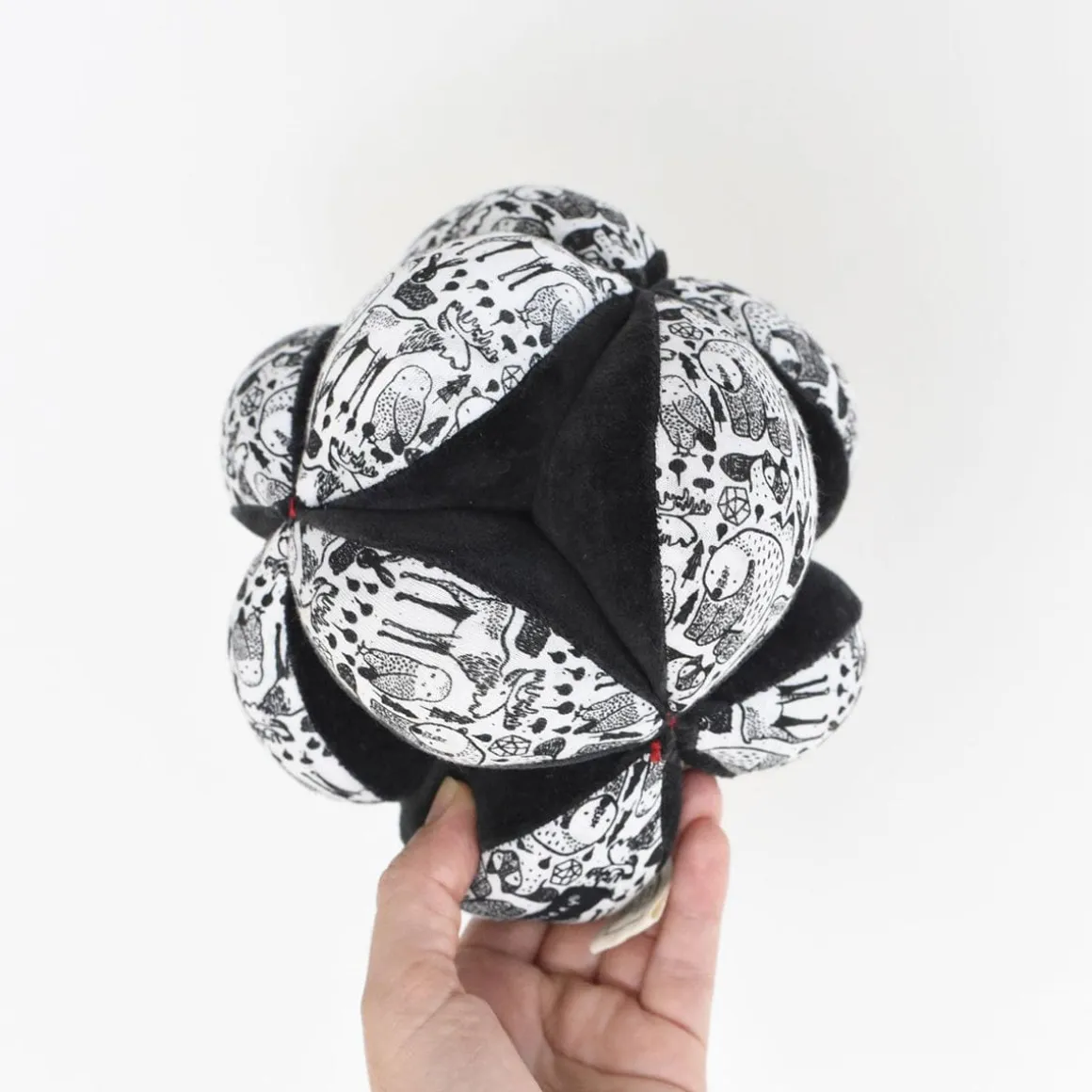 Wee Gallery Clutch Ball - Nordic