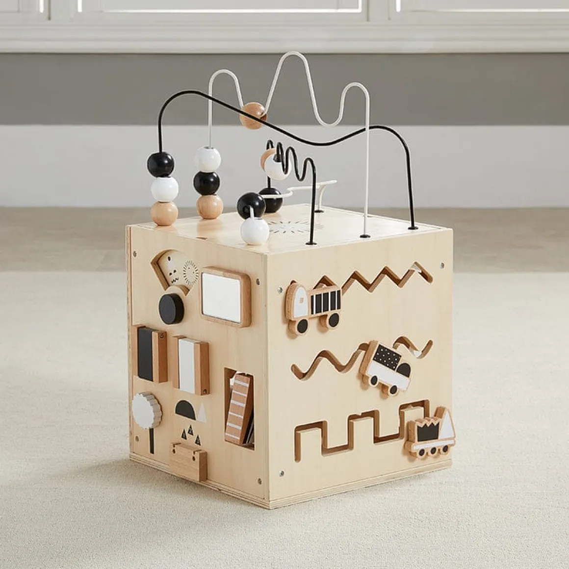 Wonder & Wise Busy Box