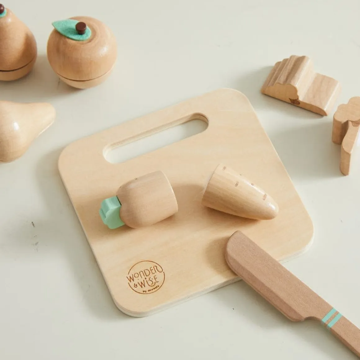 Wonder & Wise Table It Fruit & Veggies Set