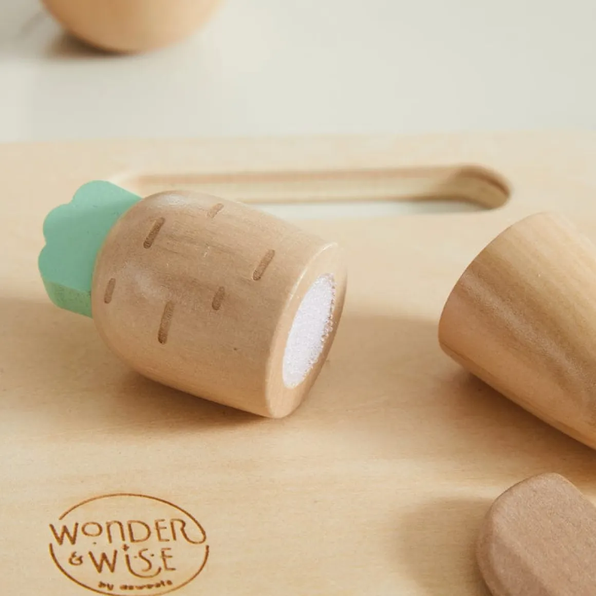 Wonder & Wise Table It Fruit & Veggies Set