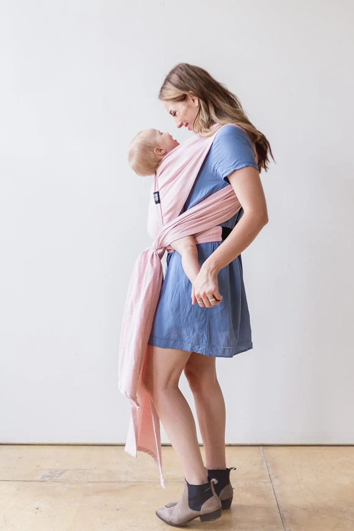 XOXO Buckle Wrap Baby Carrier, Repreve Collection - It's a Boy Pink